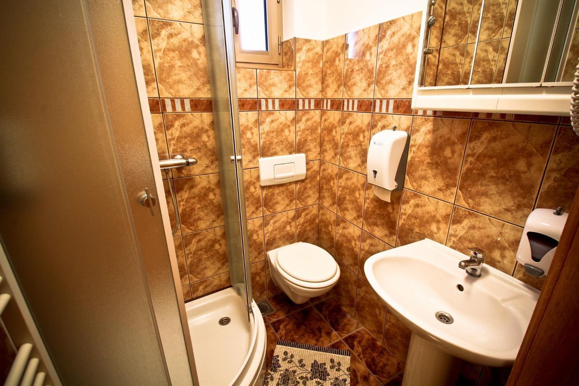 Bed and Breakfast Kod Ribica Jasenovac Екстер'єр фото