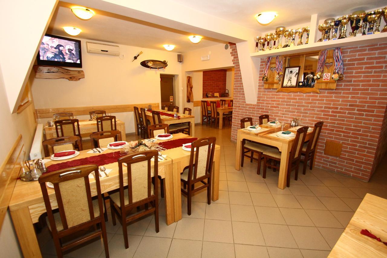 Bed and Breakfast Kod Ribica Jasenovac Екстер'єр фото
